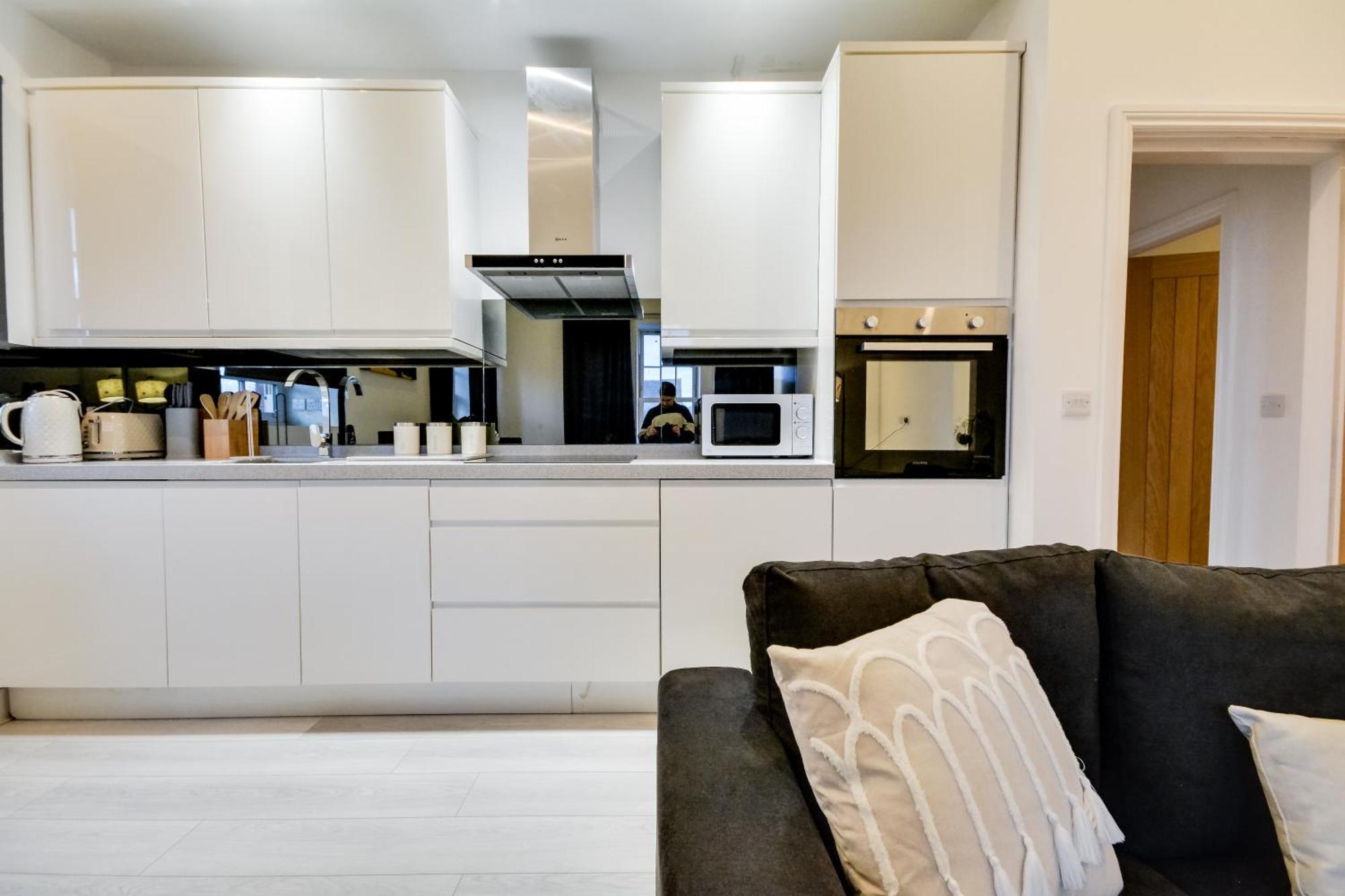 Apartment Spacious Three Bedroom Sleeps 7 Secured Free Parking Upholland